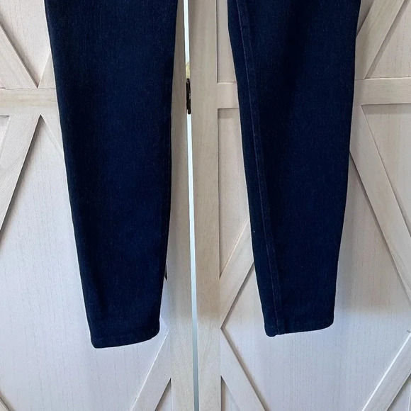Spanx Ready-to-Wow! Denim Leggings in Dark Blue Wash - Picture 9 of 10